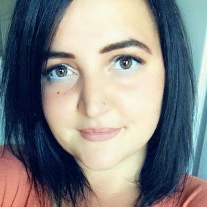 Meet your Posher, Deniz